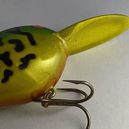 Bomber Fat A B06F, 17g G-Finish Reflecterend Groen, Crankbait #18324