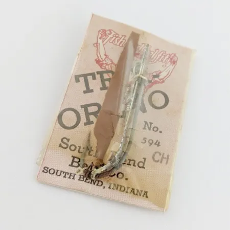 South Bend Trix-Oreno 594, zilver/rood, 2g, vliegvislepel #24177