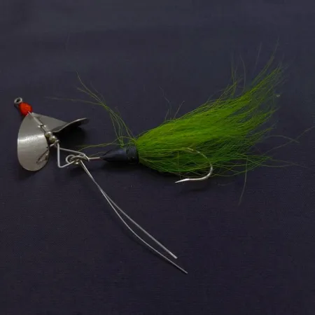 Blue Fox Floyds Buzzer, 14g Groene Haarstaart, Topwater #24307