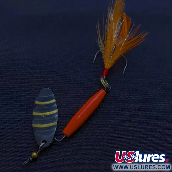 Worth #301, 9g rood/zwart/goud, spinner #24357