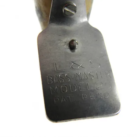 MirrOlure Bass-master model 25 Plug, Natural, 8g, Tweedelig, #0390