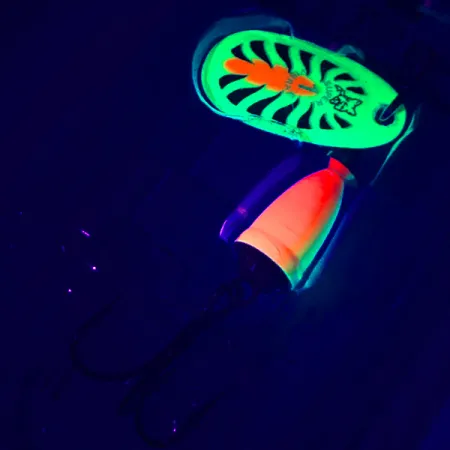 Blue Fox Super Vibrax 1 UV Spinner, Fire Tiger UV Glow, 4g, #4579