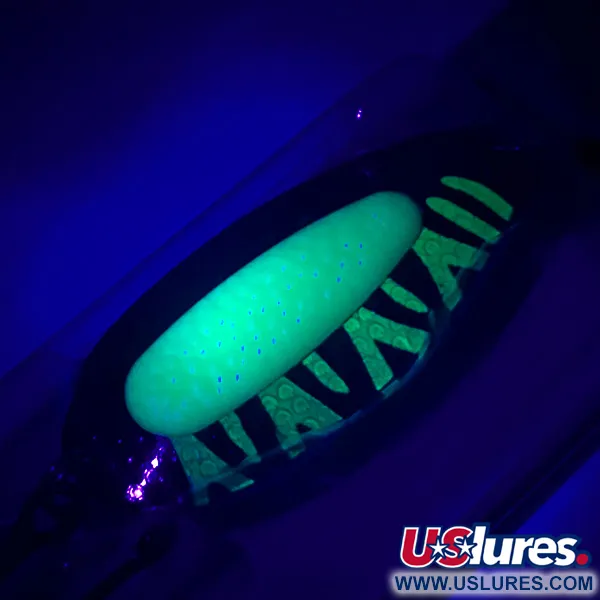 Blue Fox Pixee UV Lepel, Gehamerd nikkel/Blauw, 24g, UV, #4621