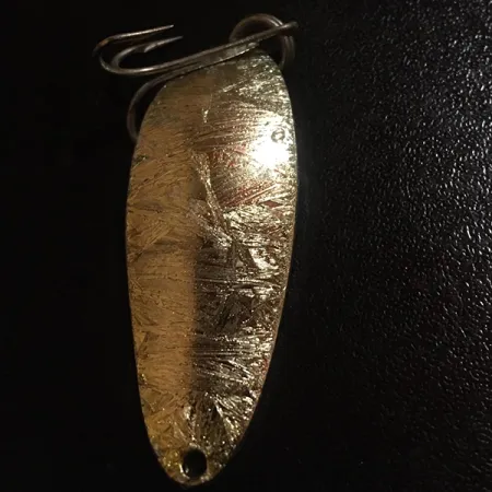 Seneca Little Cleo (Hula Girl) Lepel, Goud, 10g, Hula-gravure, #5594