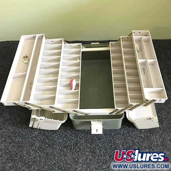 Plano 8600 Vintage Visbox, Wit/Grijs, 6 Plateaus, #6574