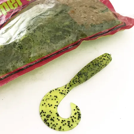 Chompers Single Tail Grub Twister, Chartreuse Pepper, 7cm, 15st, #6681