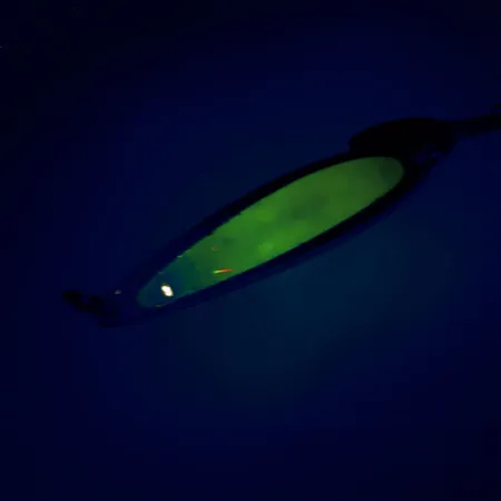 Bay de Noc Swedish Pimple Lepel, Nikkel/Groen, 14g, Lichtgevend, #9856